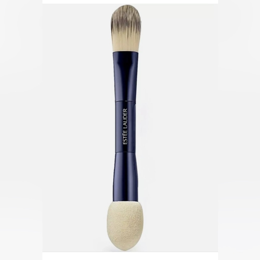 Estée Lauder Dual-Ended Makeup Brush